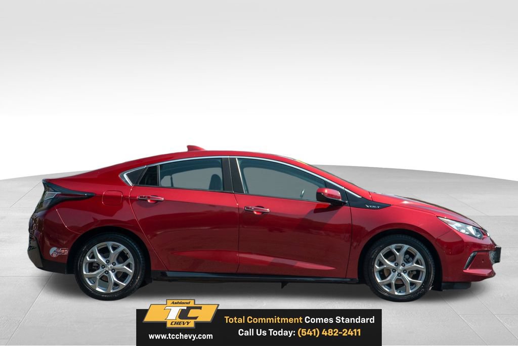 Used 2018 Chevrolet Volt Premier w/ Driver Confidence Package FWD image 5