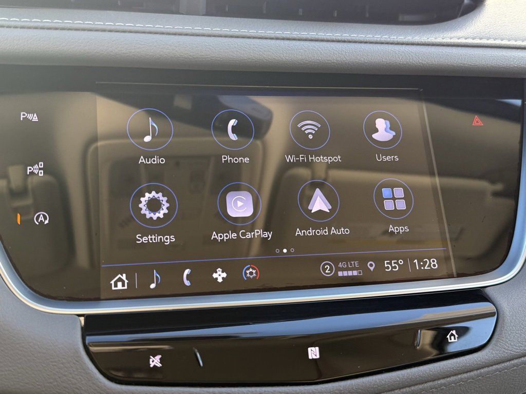 Used 2021 Cadillac XT5 Premium Luxury image 9