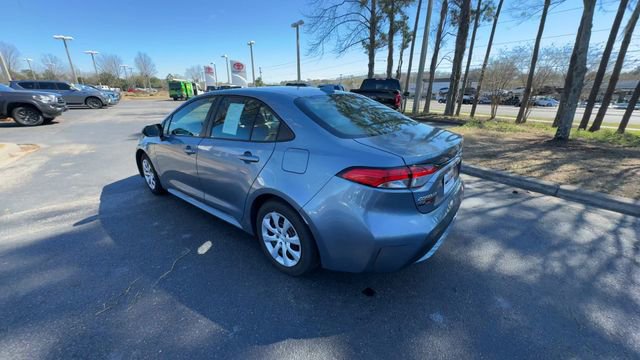 Used 2021 Toyota Corolla LE image 11