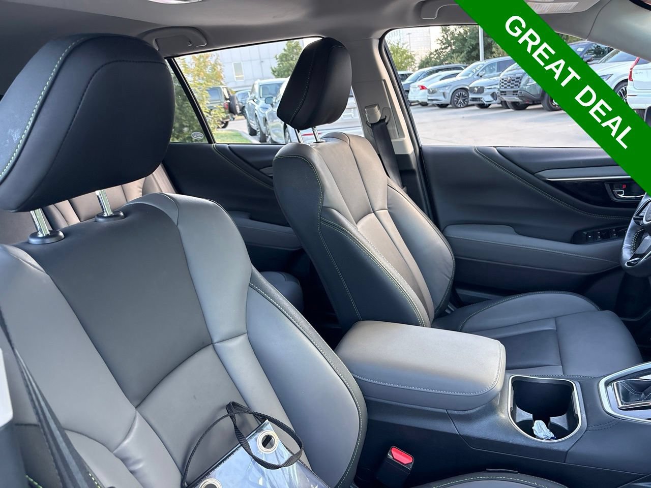 Used 2025 Subaru Outback Onyx Edition AWD/4WD image 13