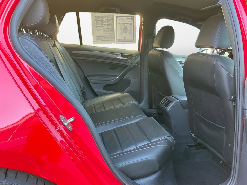 Used 2018 Volkswagen GTI SE w/ SE Leather Package image 14