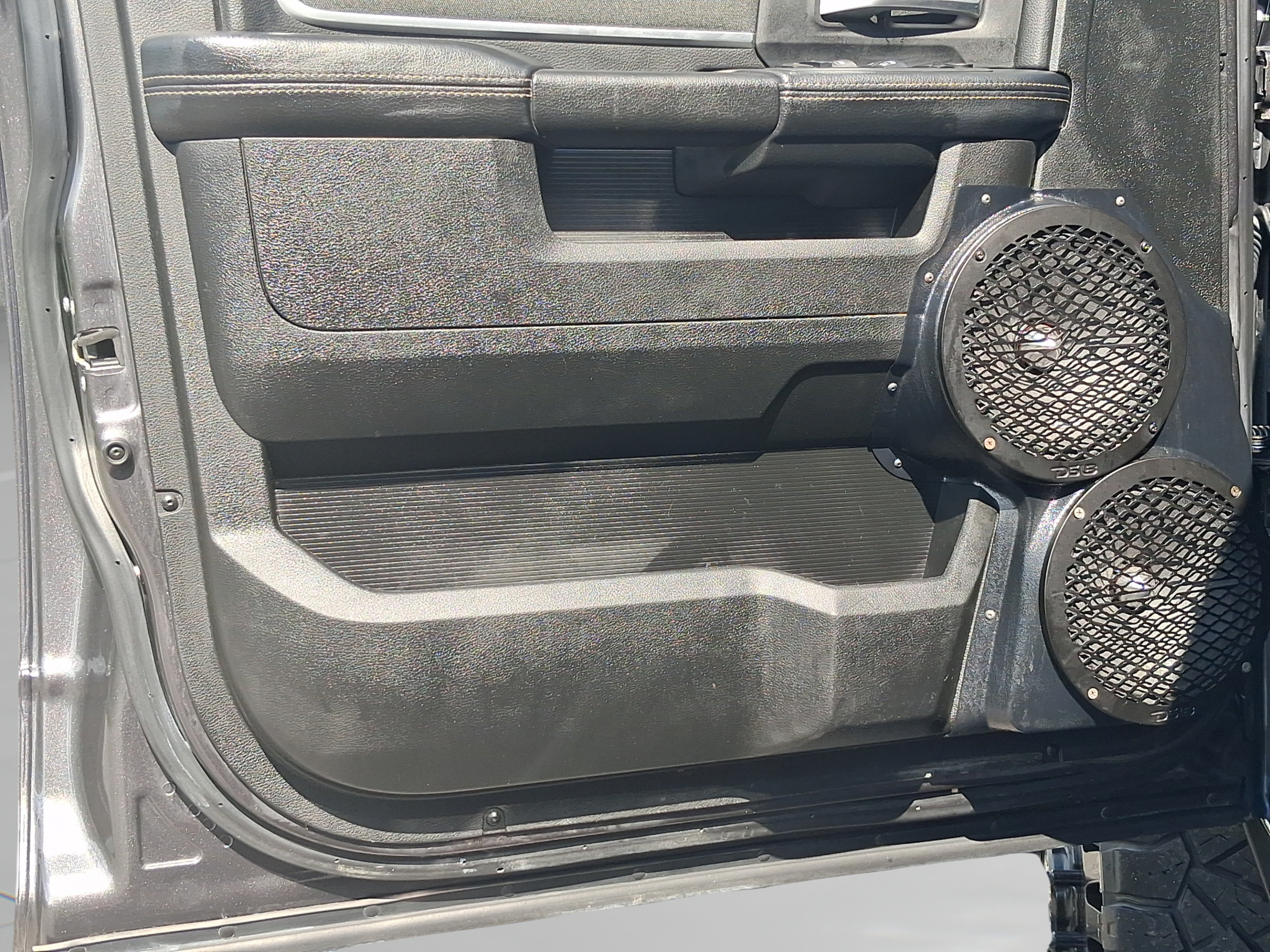 Used 2022 RAM 3500 Big Horn w/ Night Edition AWD/4WD image 11