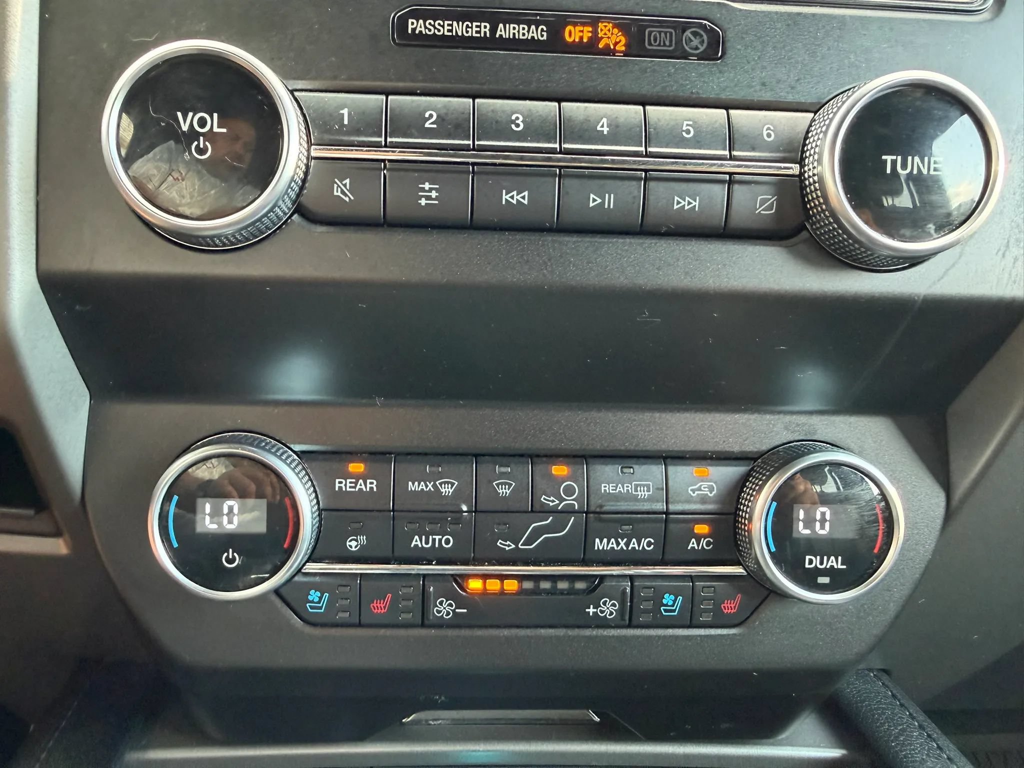 Used 2020 Ford Expedition Max XLT w/ Equipment Group 202A AWD/4WD image 55