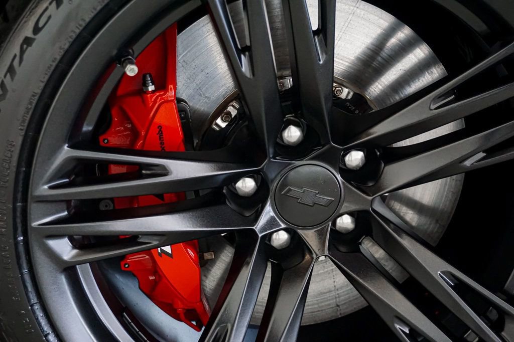 Used 2018 Chevrolet Camaro ZL1 image 44