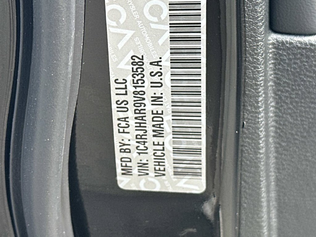 New 2027 Jeep Grand Cherokee Altitude AWD/4WD image 29