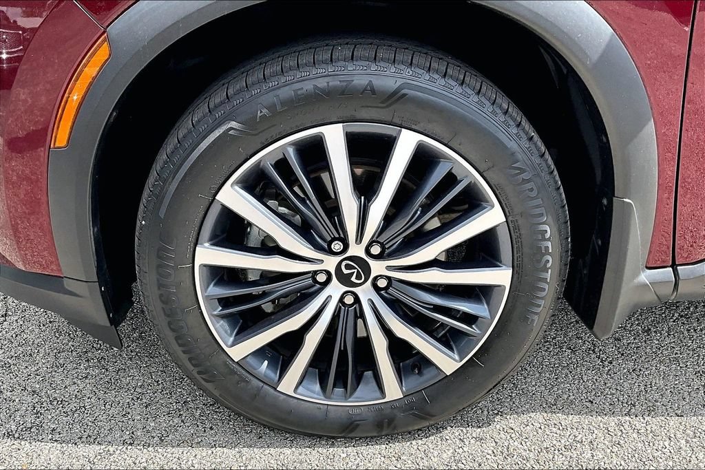 Certified 2023 INFINITI QX60 Sensory w/ Cargo Package FWD image 11