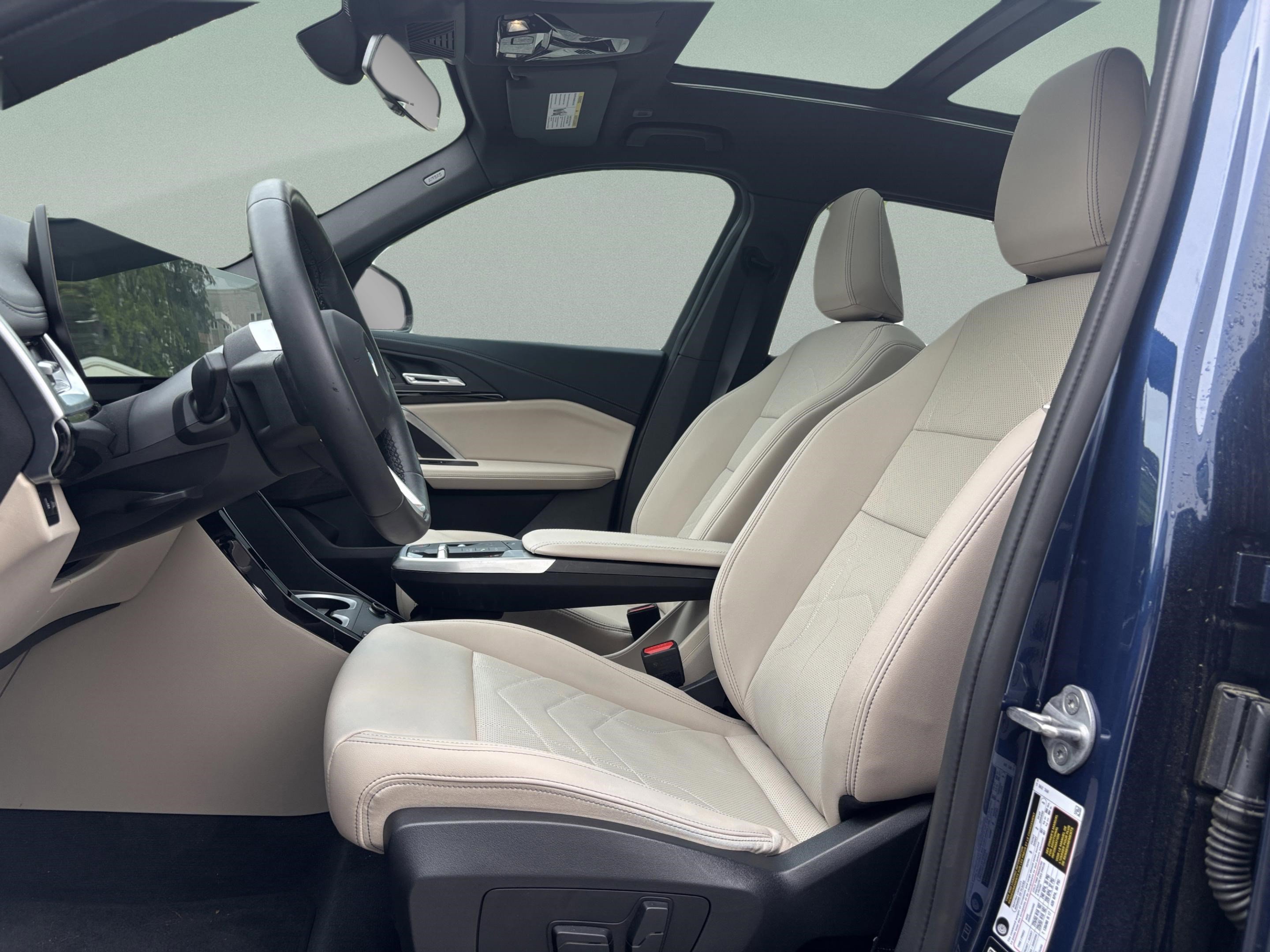 Used 2025 BMW X1 xDrive28i w/ Convenience Package AWD/4WD image 17