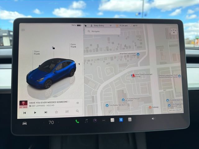 Used 2022 Tesla Model Y Long Range image 25