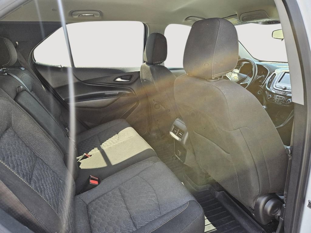 Used 2018 Chevrolet Equinox LT image 30
