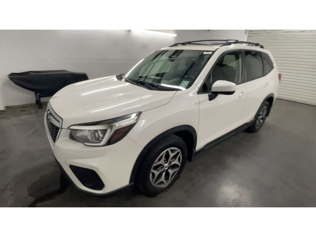 Used 2019 Subaru Forester Premium image 4