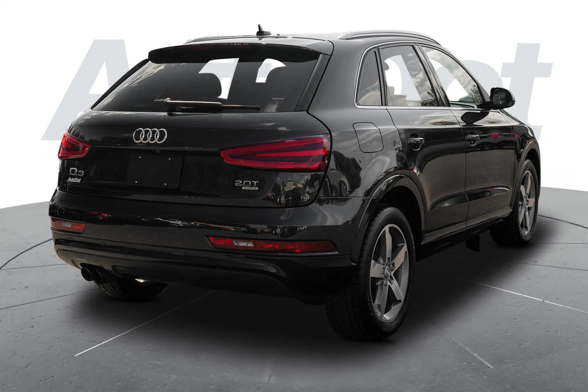 Used 2015 Audi Q3 2.0T Premium Plus w/ Driver Assistance Package AWD/4WD image 3