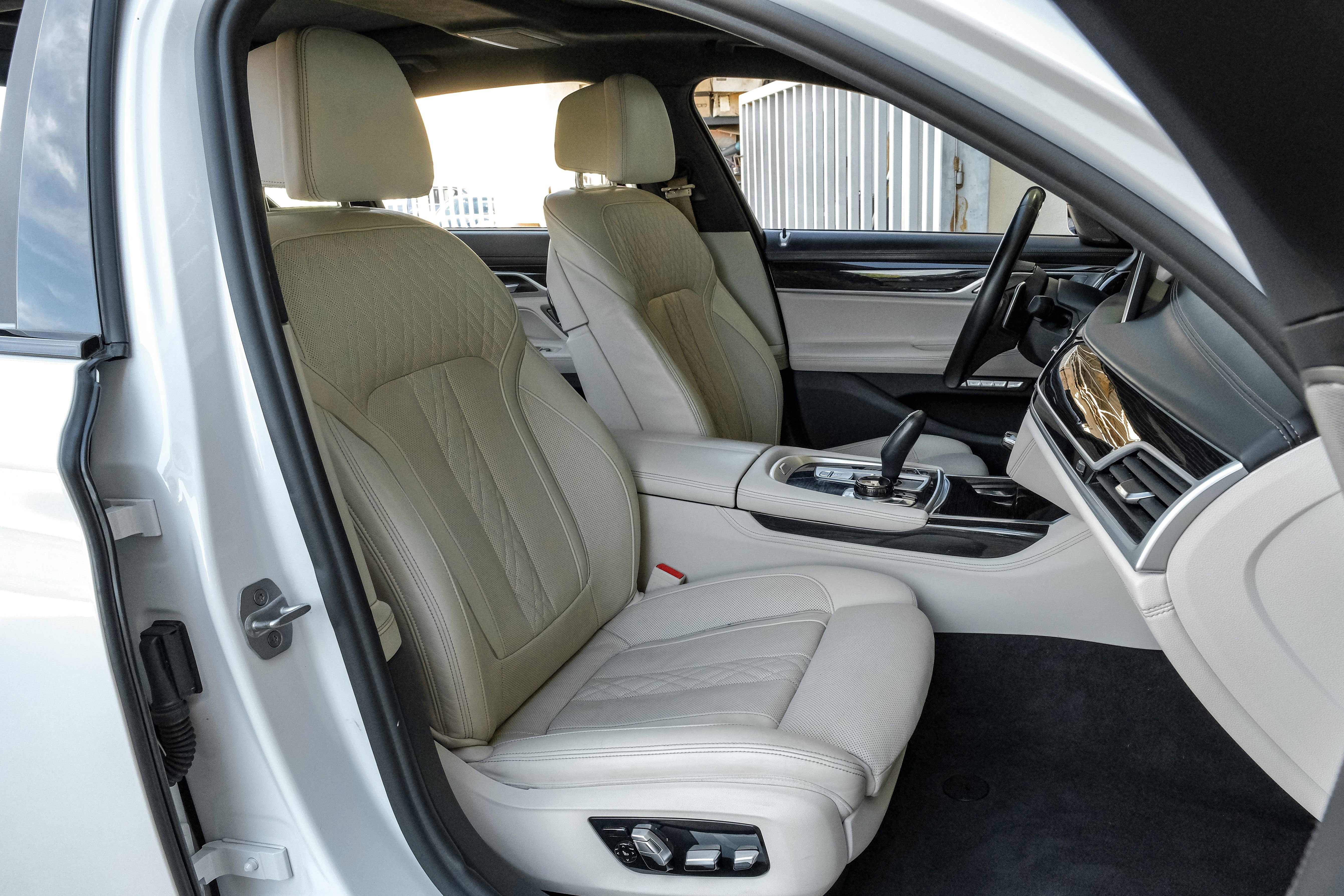 Used 2018 BMW 750i 750i image 38