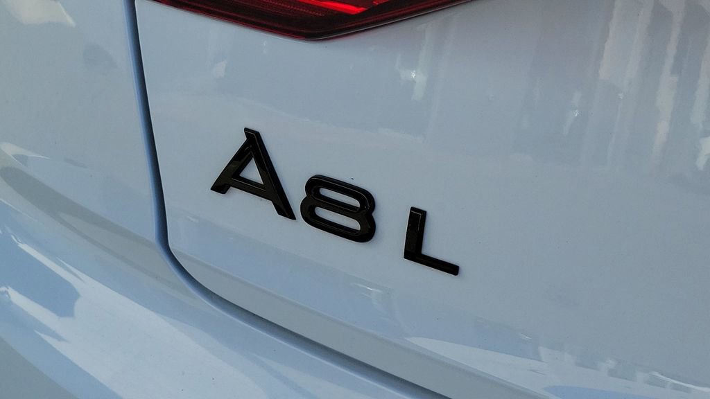 Used 2022 Audi A8 L 3.0T image 9