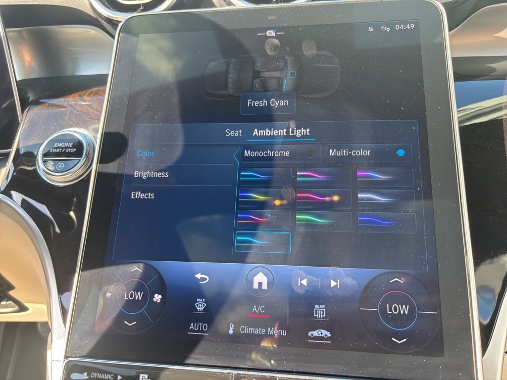 Used 2024 Mercedes-Benz GLC 300 image 32