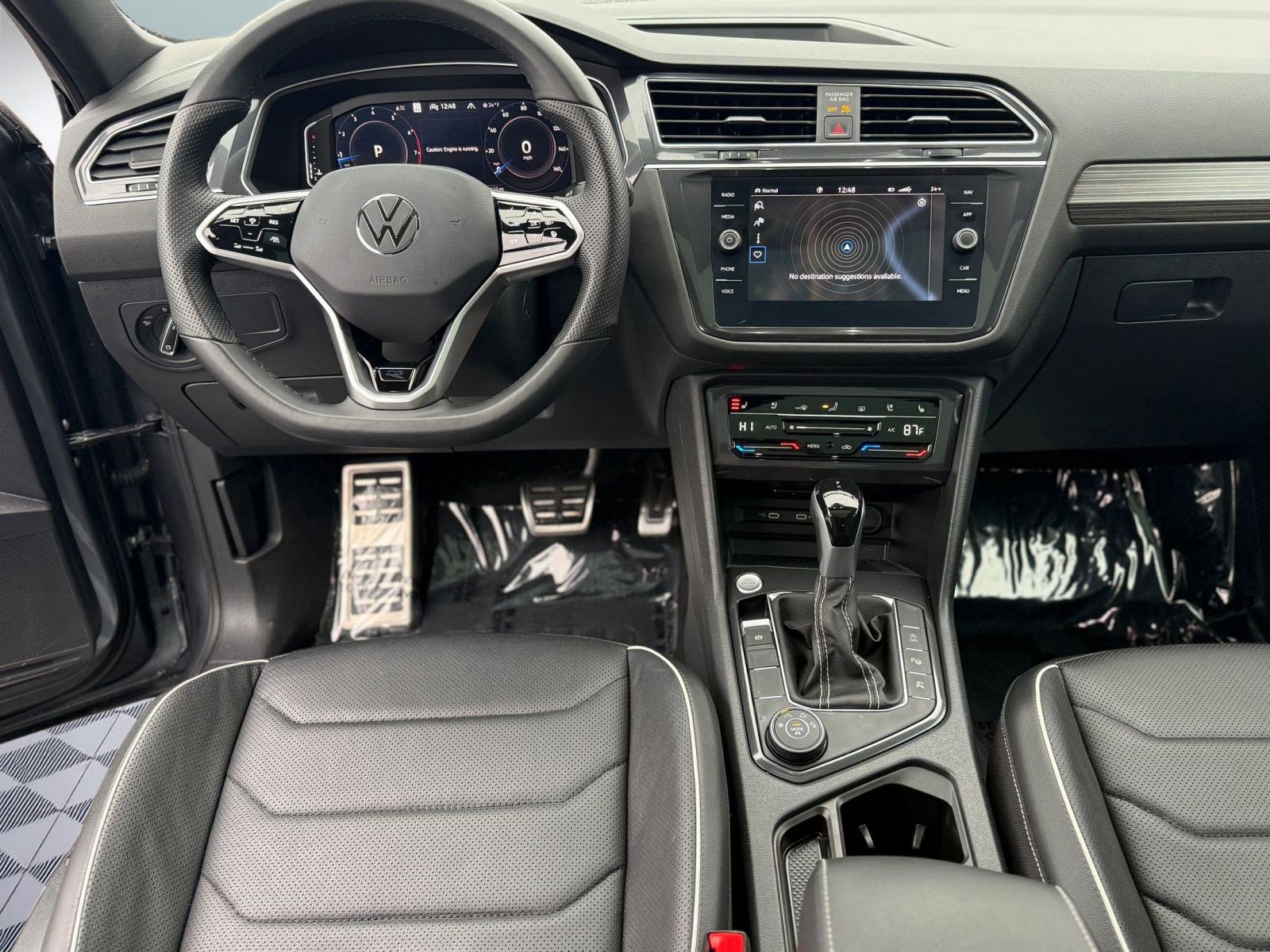 Used 2024 Volkswagen Tiguan SEL R-Line image 28