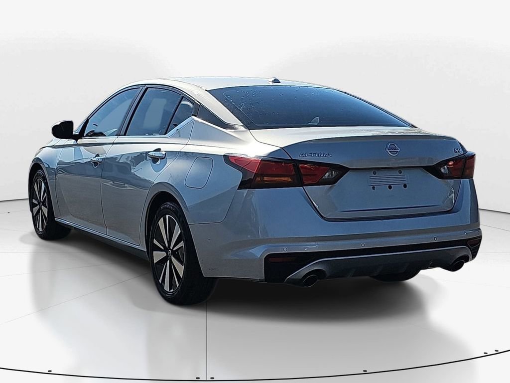 Used 2022 Nissan Altima 2.5 SV w/ SV Premium Package image 7