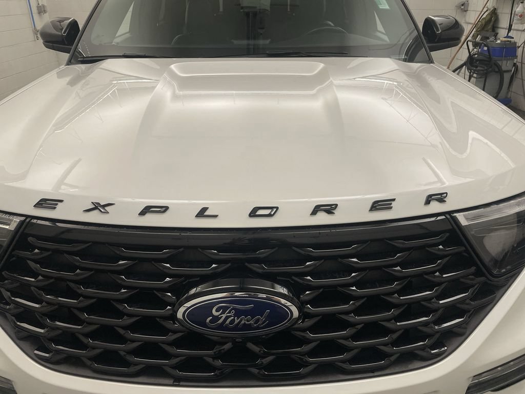 Used 2023 Ford Explorer ST-Line w/ Class IV Trailer Tow Package AWD/4WD image 26