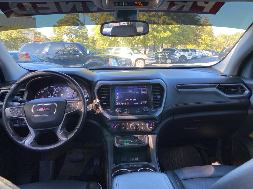 Used 2022 GMC Acadia AT4 w/ Technology Package image 29