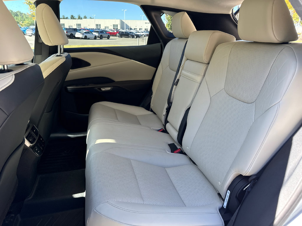Used 2024 Lexus RX 350 Premium Plus w/ Convenience Package FWD image 32