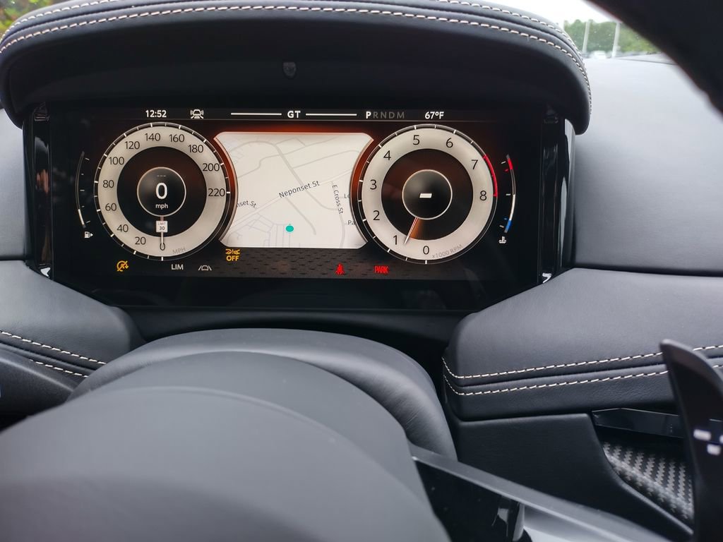 Used 2024 Aston Martin DB12 Coupe image 12