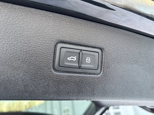 Used 2021 Audi Q7 3.0T Prestige AWD/4WD image 31