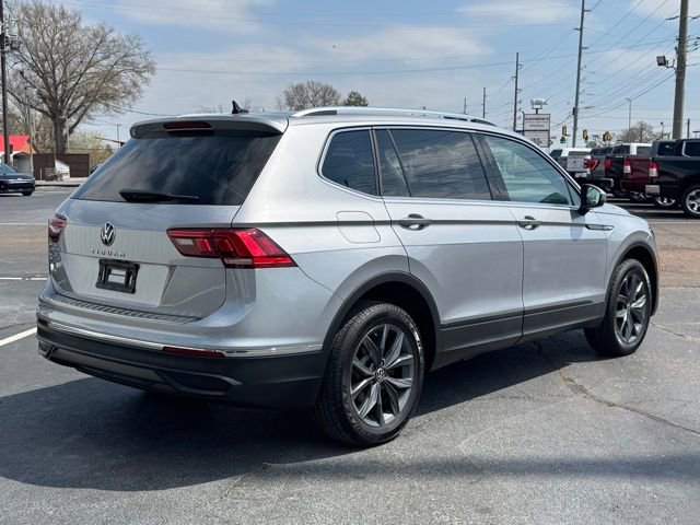 Used 2022 Volkswagen Tiguan SE FWD image 5