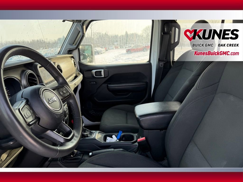 Used 2023 Jeep Wrangler Sport S AWD/4WD image 9