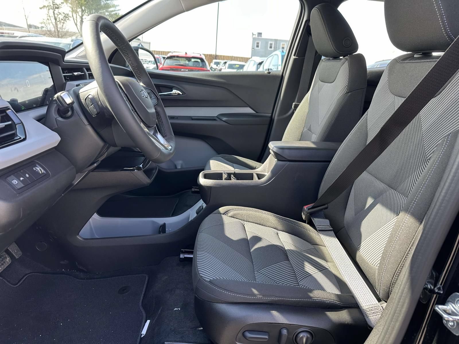 New 2027 Chevrolet Bolt LT w/ Comfort Package FWD image 20
