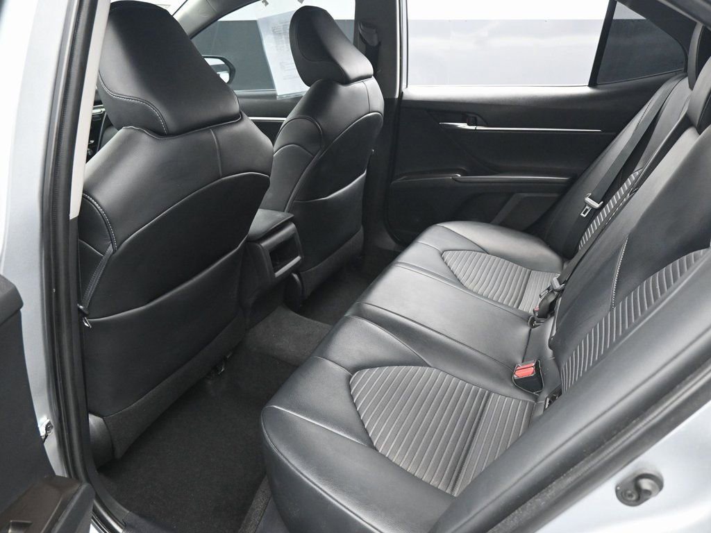 Used 2021 Toyota Camry SE image 22