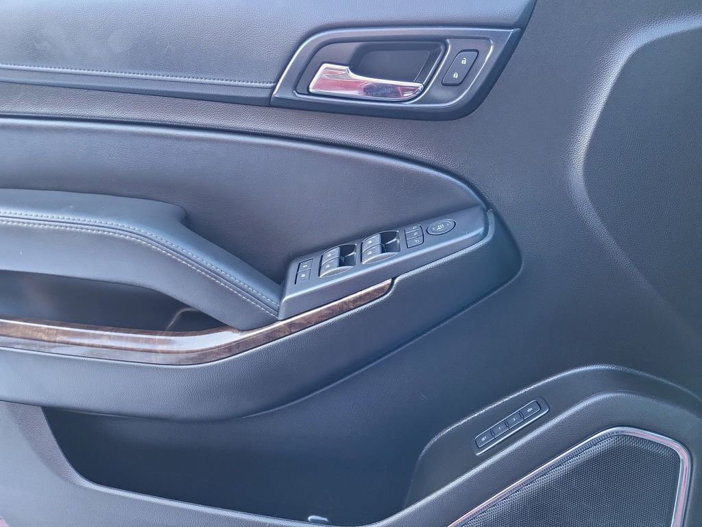 Used 2019 Chevrolet Tahoe LT w/ Luxury Package image 10