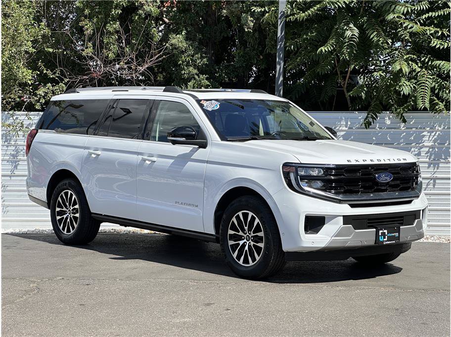 Used 2025 Ford Expedition Max Platinum AWD/4WD image 8