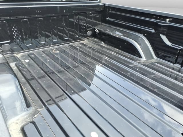 Used 2025 Jeep Gladiator Sport AWD/4WD image 21