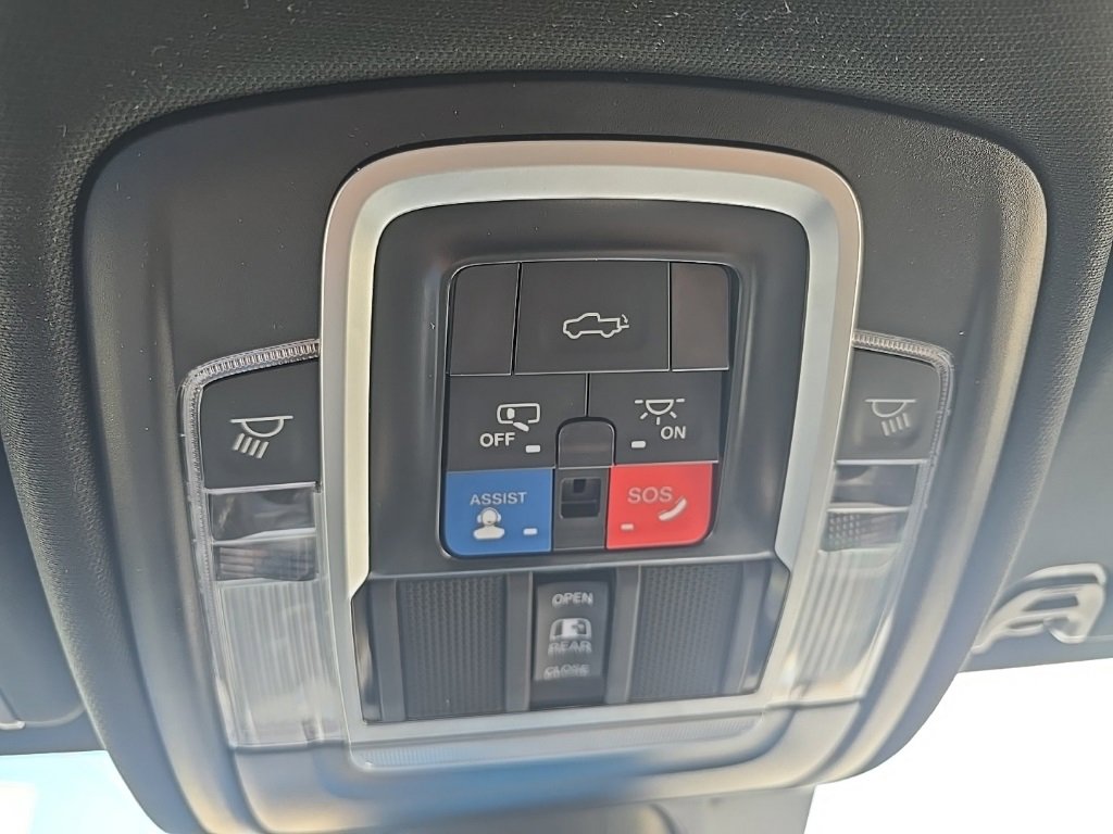 Used 2024 RAM 1500 Limited w/ Trailer Tow Group image 42