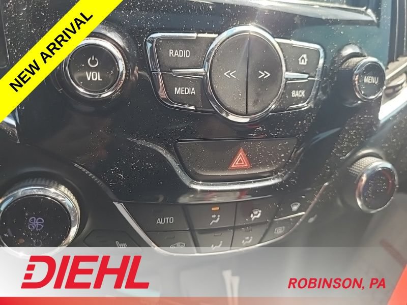 Used 2017 Chevrolet Cruze Premier FWD image 15