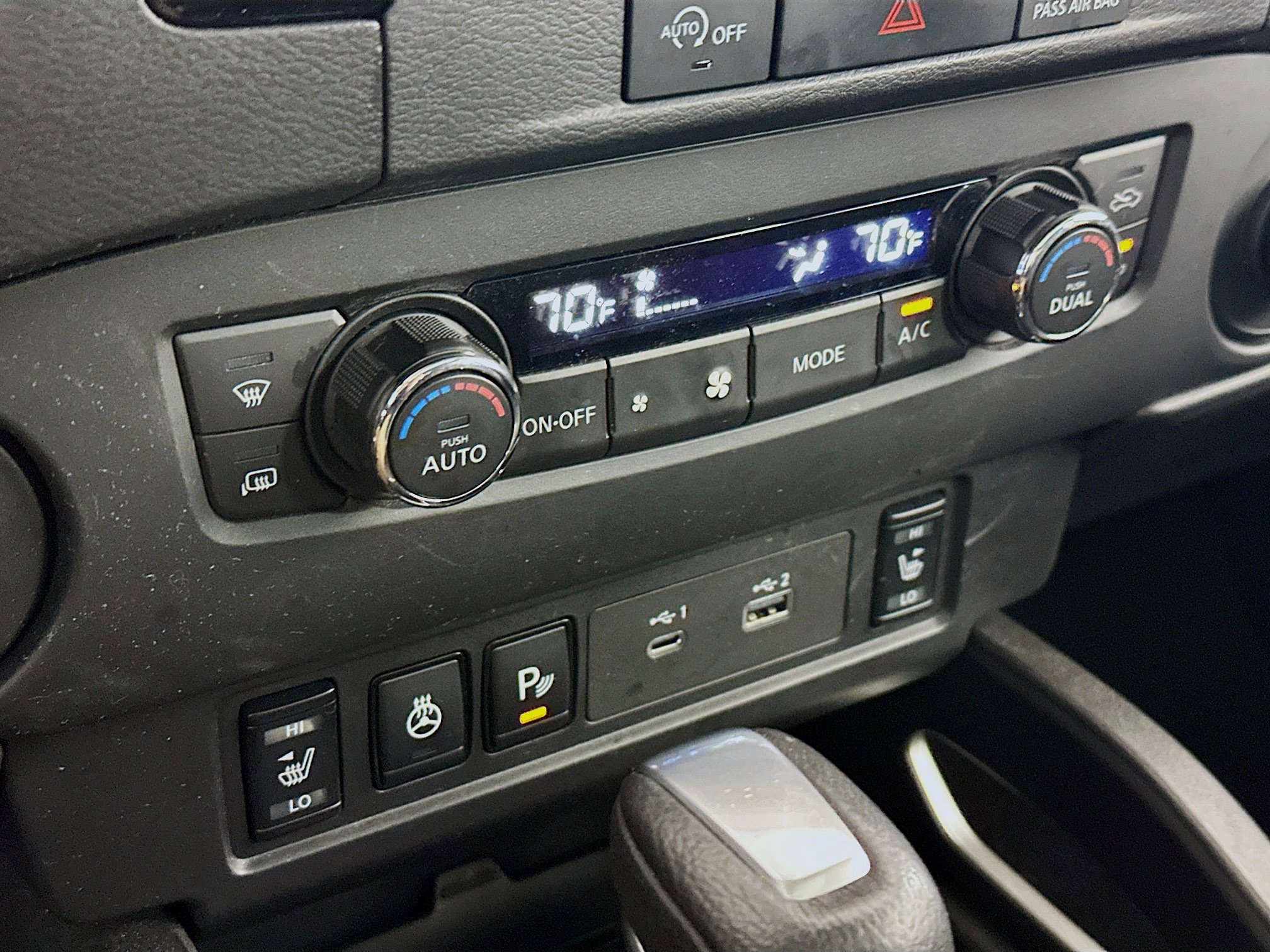 Used 2024 Nissan Frontier SL w/ Technology Package image 23