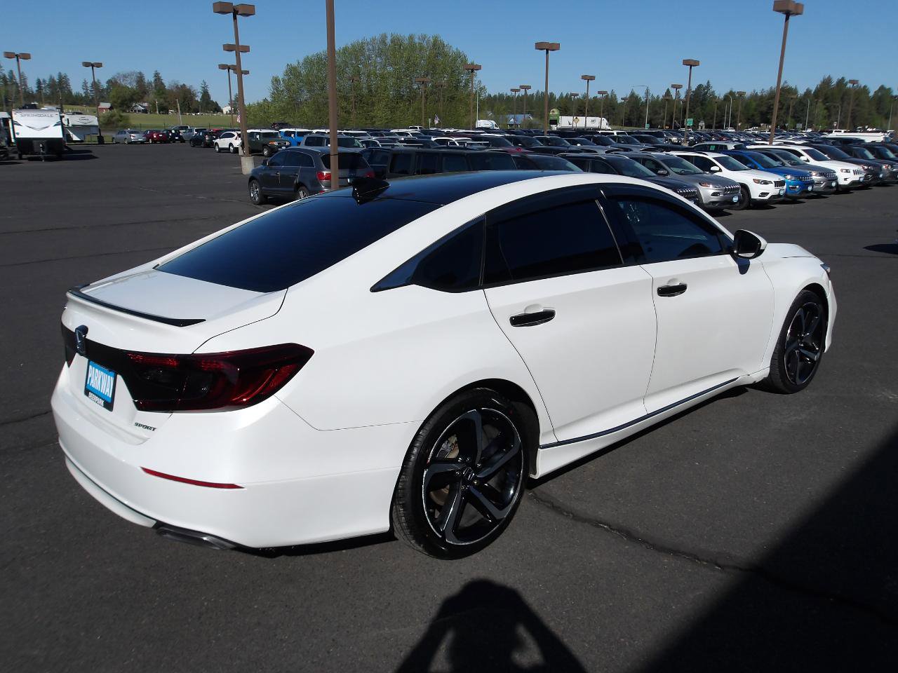 Used 2018 Honda Accord Sport image 5