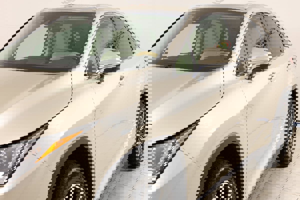 Used 2019 Lexus RX 450h AWD image 50