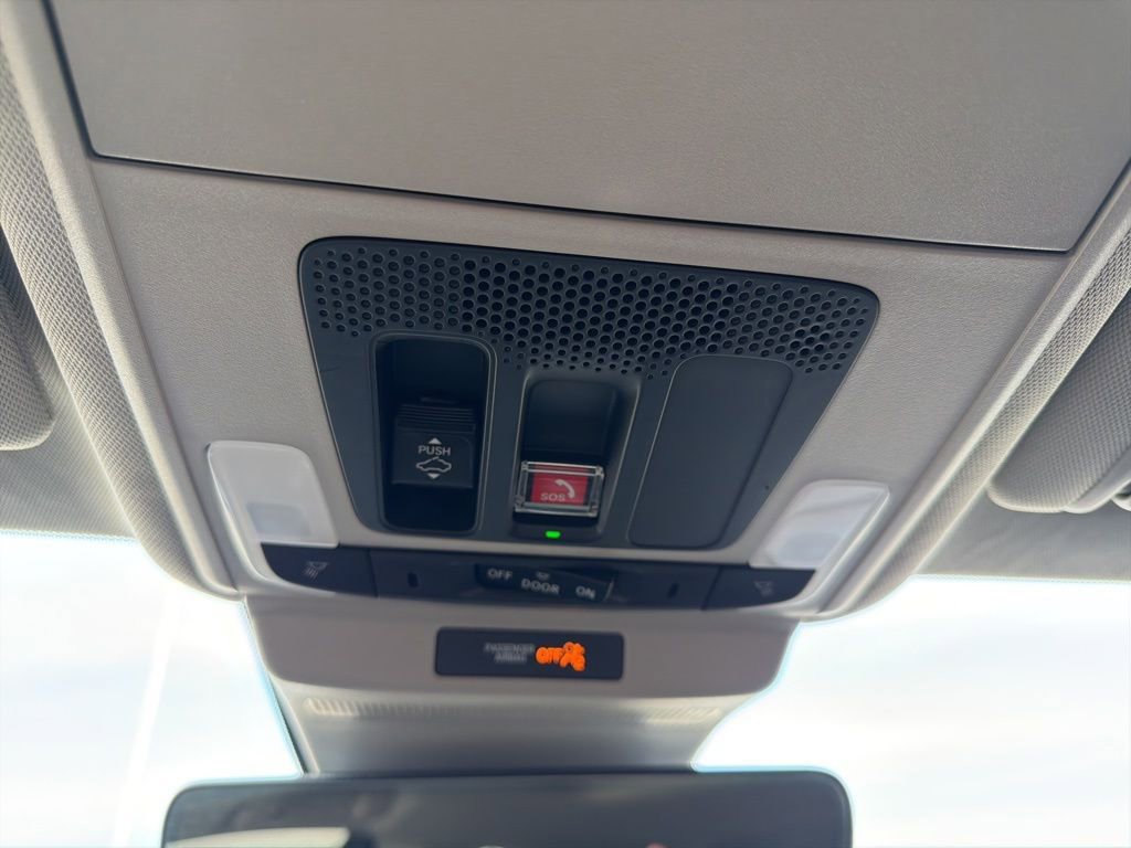 Used 2025 Honda Accord EX-L image 29