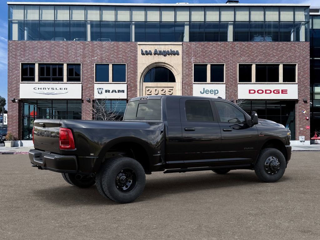 New 2026 RAM 3500 Laramie AWD/4WD image 4