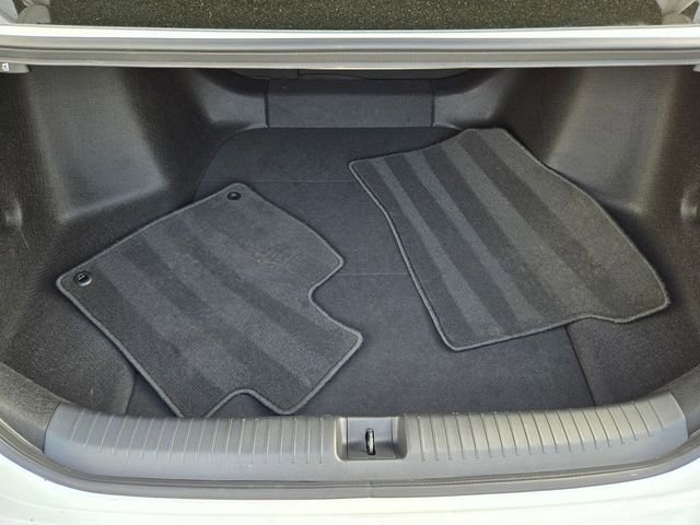 Used 2025 Honda Accord EX-L image 6