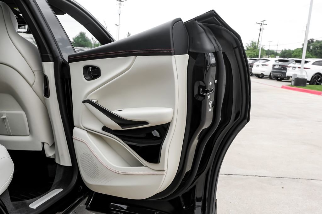 Used 2023 Aston Martin DBX 707 image 39