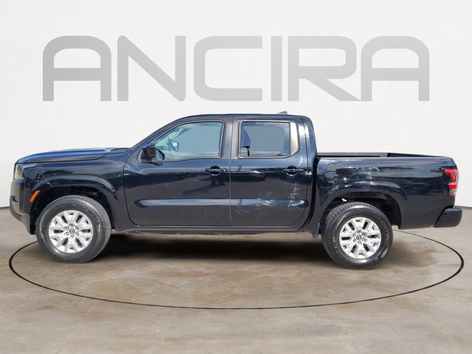 Used 2022 Nissan Frontier SV AWD/4WD image 7