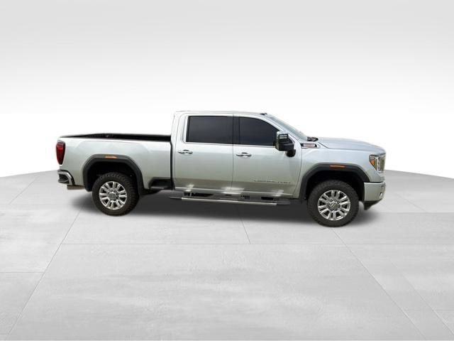 Used 2023 GMC Sierra 2500 Denali AWD/4WD image 2