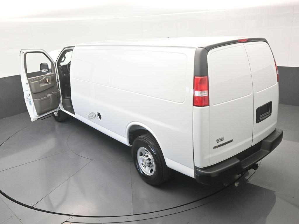 New 2026 Chevrolet Express 2500 Extended w/ Driver Convenience Package RWD image 63