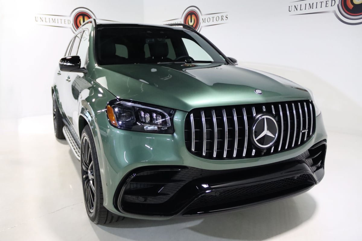Used 2026 Mercedes-Benz GLS 63 AMG 4MATIC image 10