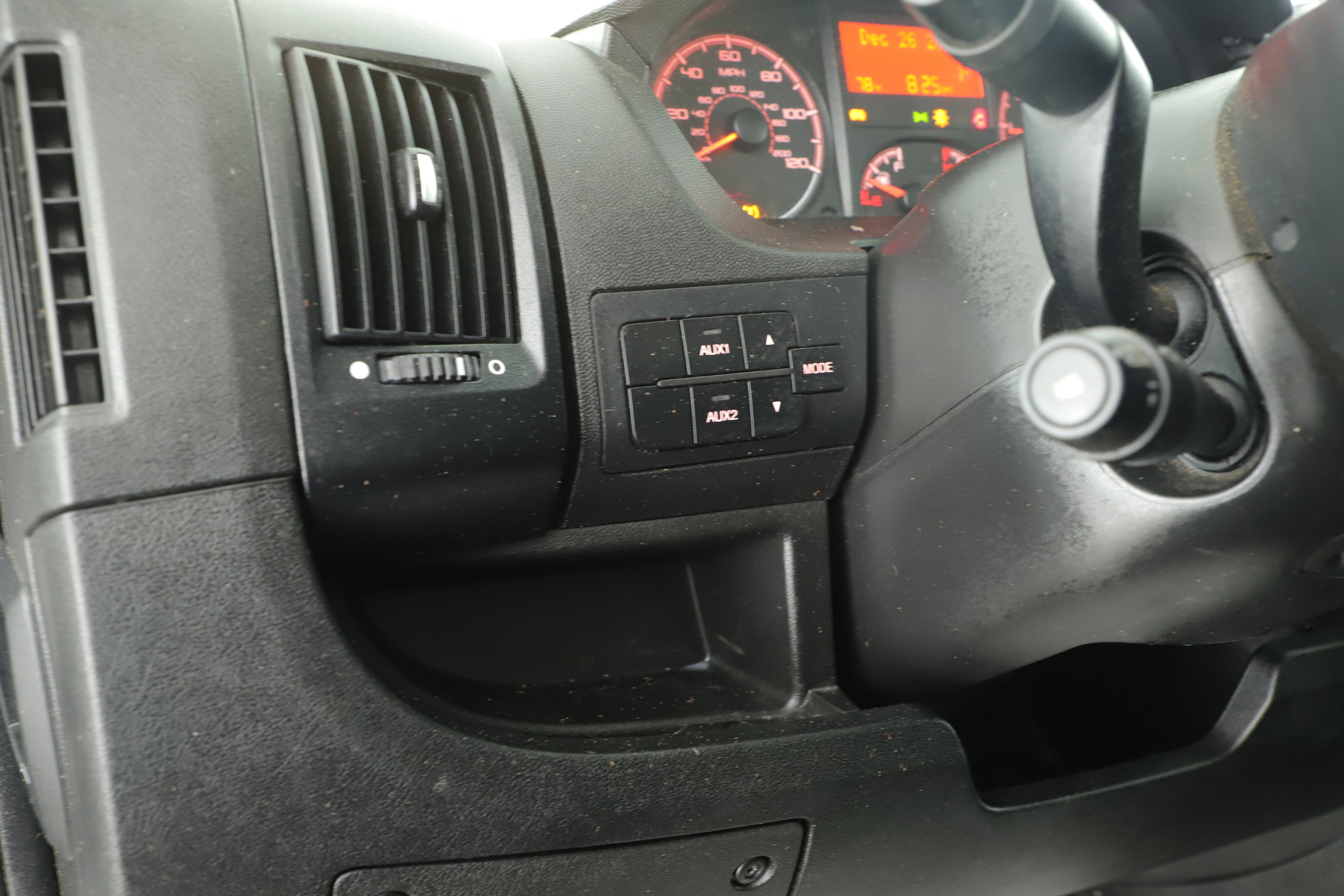 Used 2018 RAM ProMaster 3500 w/ Premium Appearance Group image 12