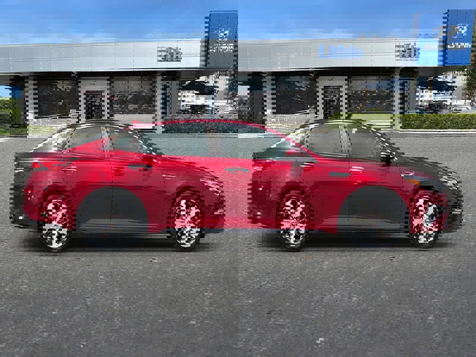 Used 2020 Kia Optima S FWD image 9