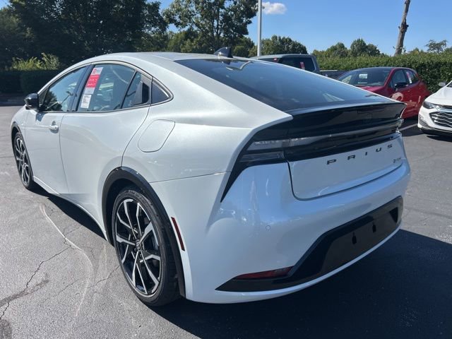New 2026 Toyota Prius Plug-In Hybrid image 7