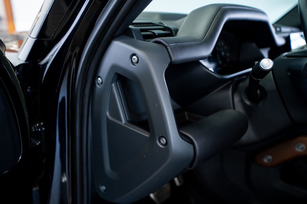Used 2023 Land Rover Defender 110 X image 36