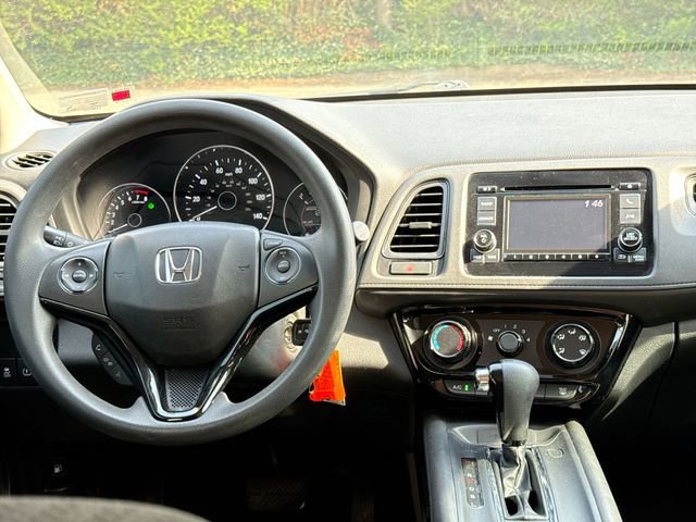 Used 2018 Honda HR-V LX image 16